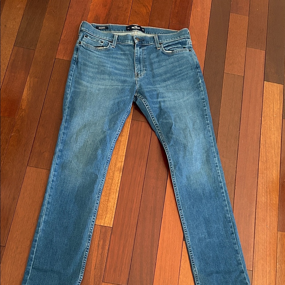 Hollister Men's Slim Fit Blue Jeans